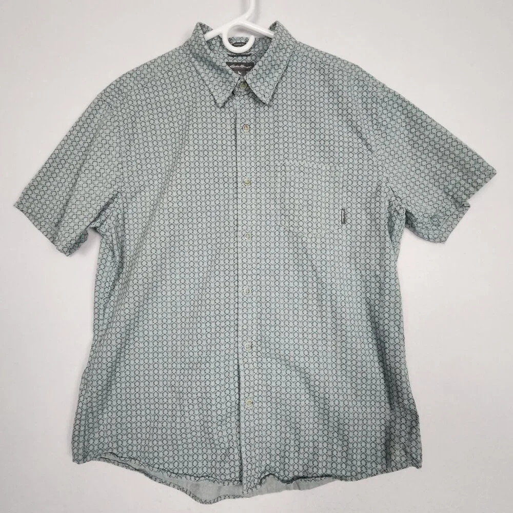 Lot of 2 Eddie Bauer Mens Shirt Sz M‎ & L Classic Fit Short Sleeve